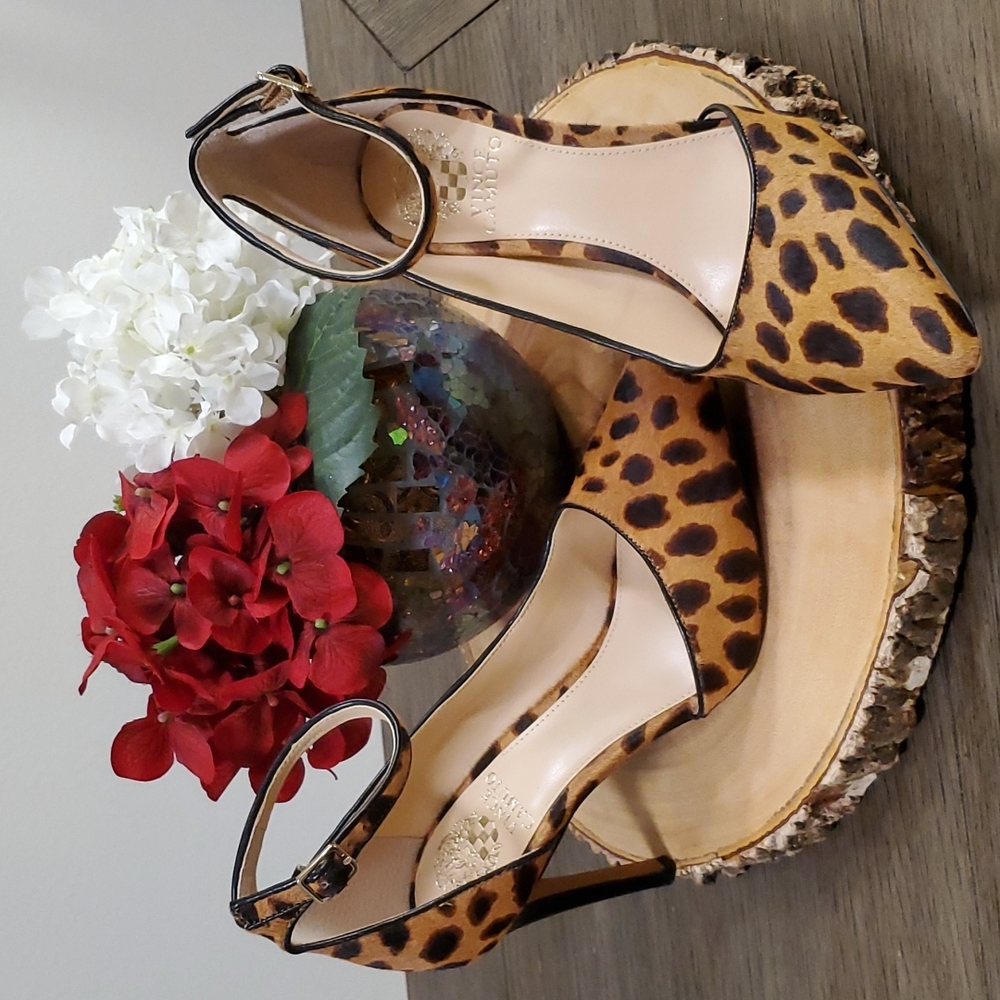 Vince Camuto